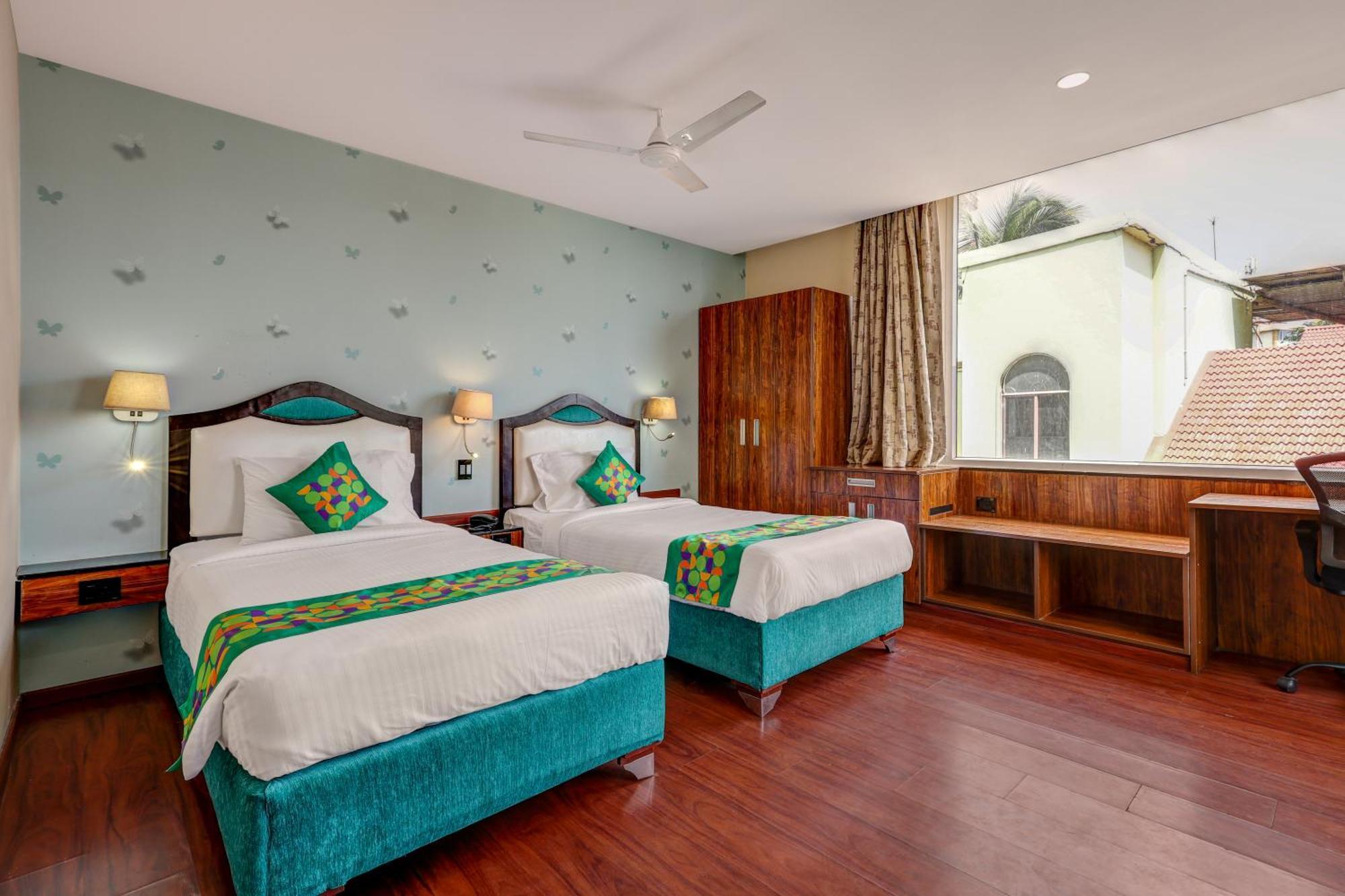 Treebo Blak & Wite Rk Beach Visakhapatnam Exterior photo