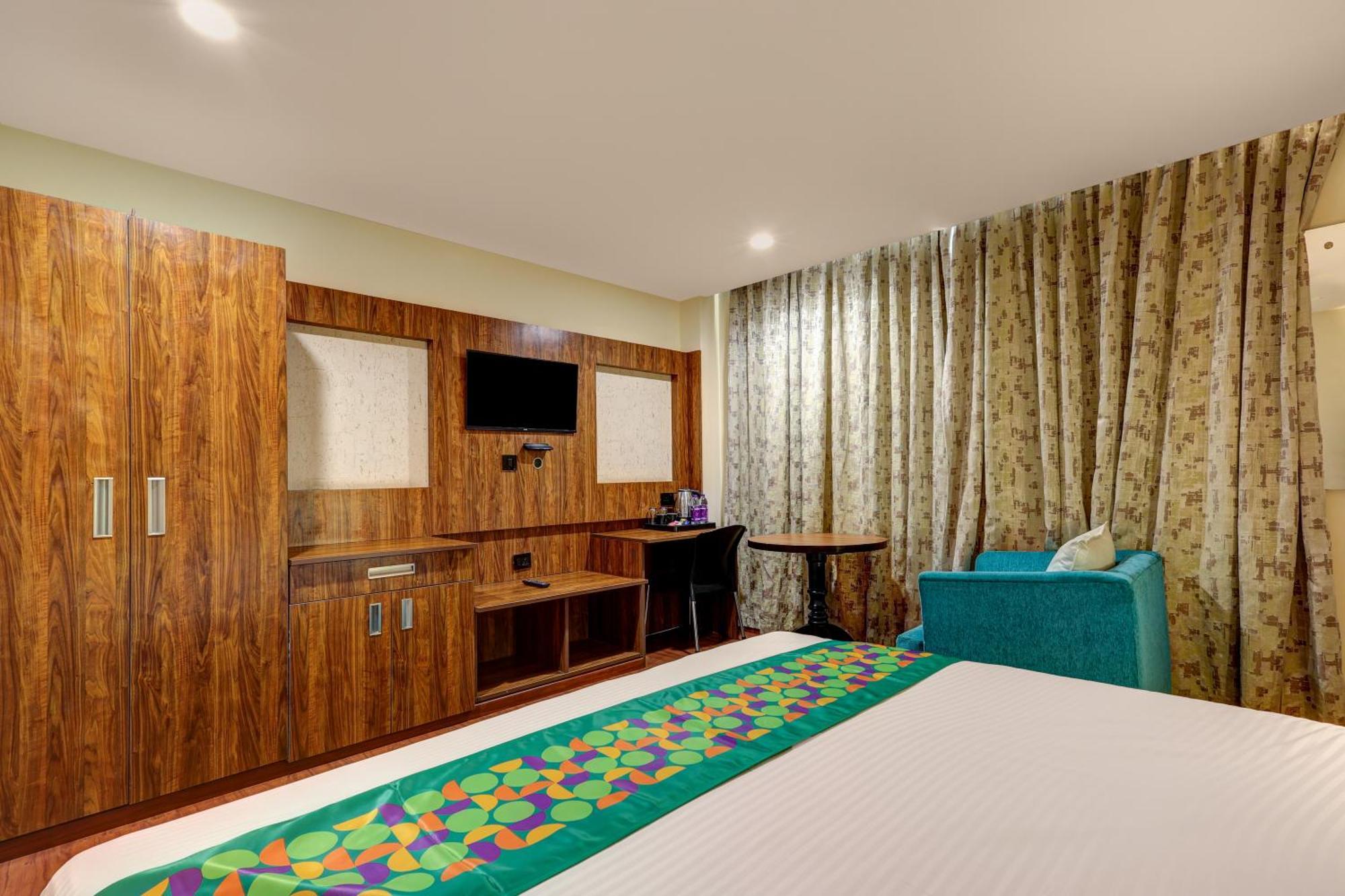 Treebo Blak & Wite Rk Beach Visakhapatnam Exterior photo