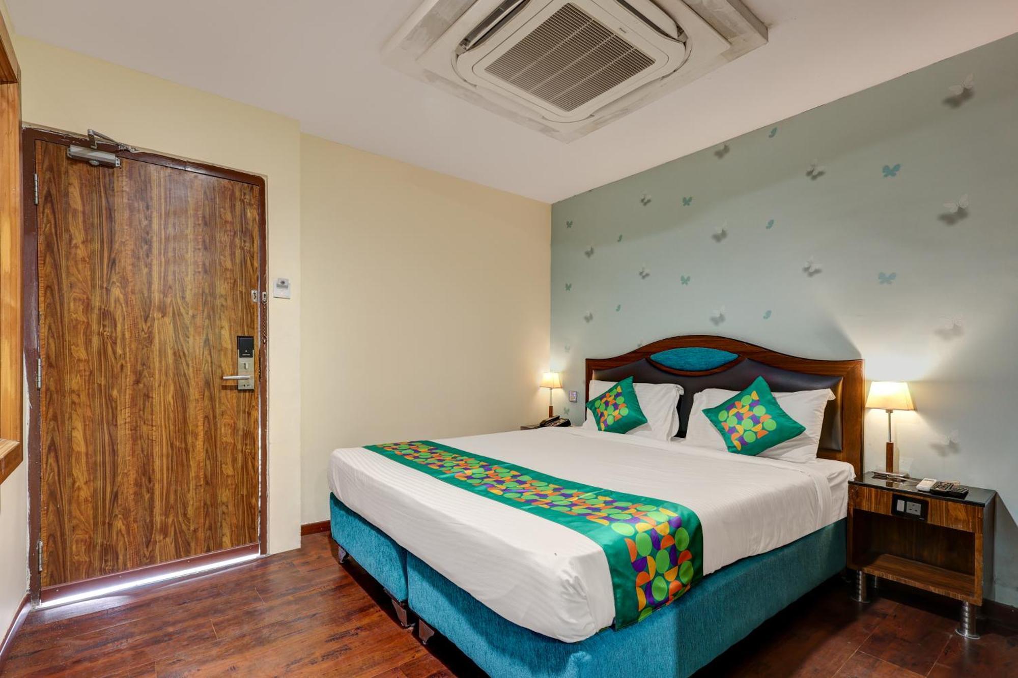 Treebo Blak & Wite Rk Beach Visakhapatnam Exterior photo